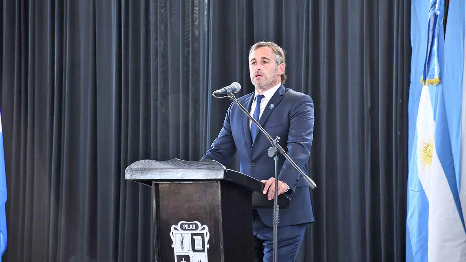 Achával apertura de sesiones