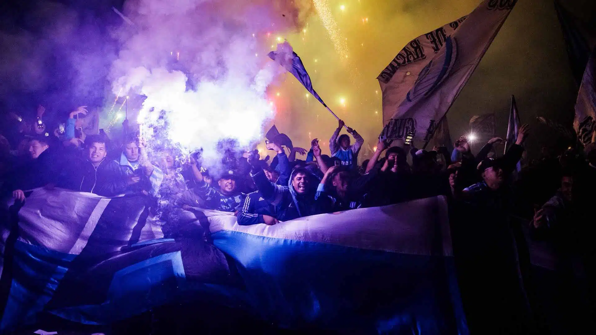 Banderazo Racing