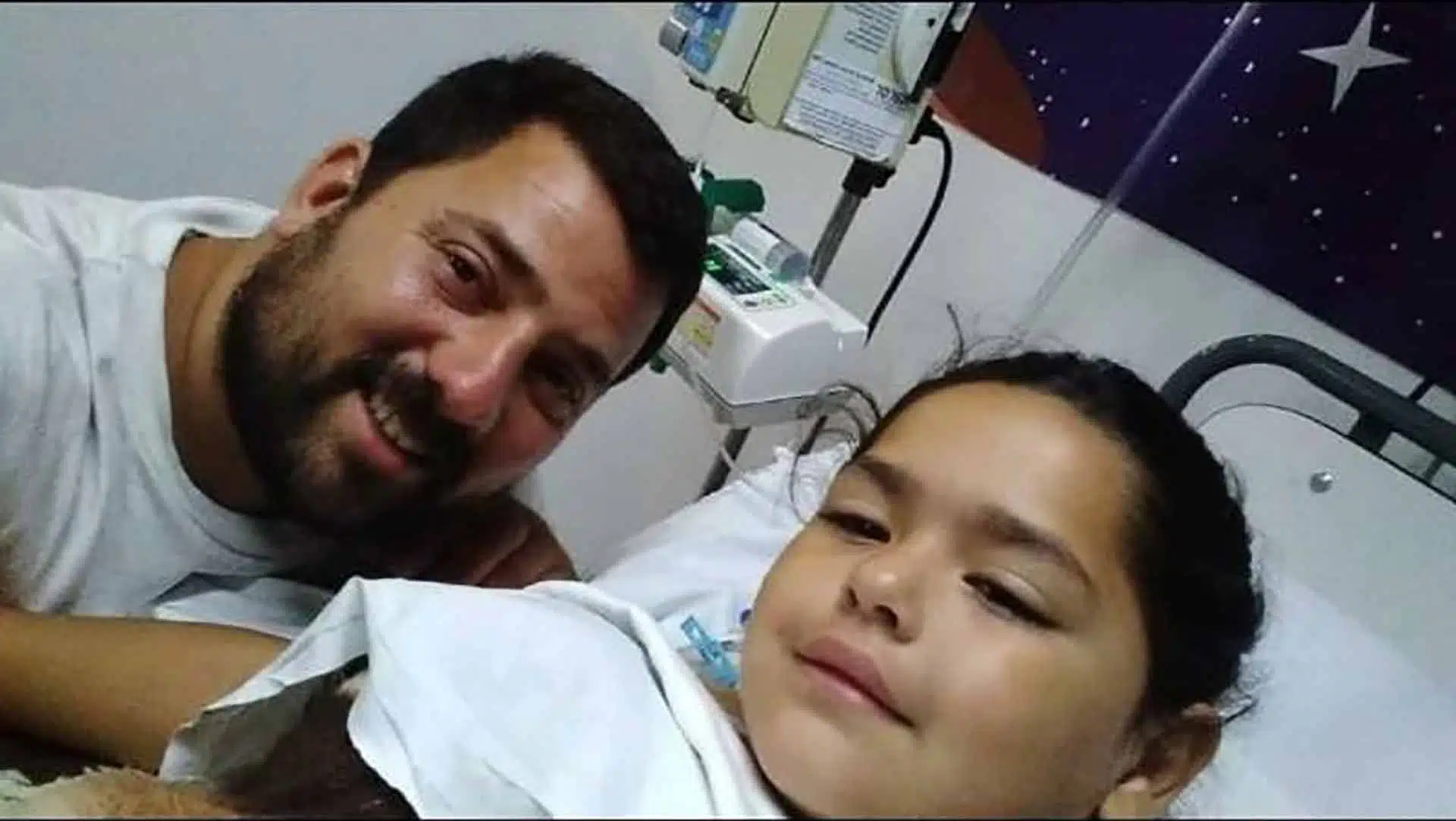 Bomberos le salvaron la vida a una nena