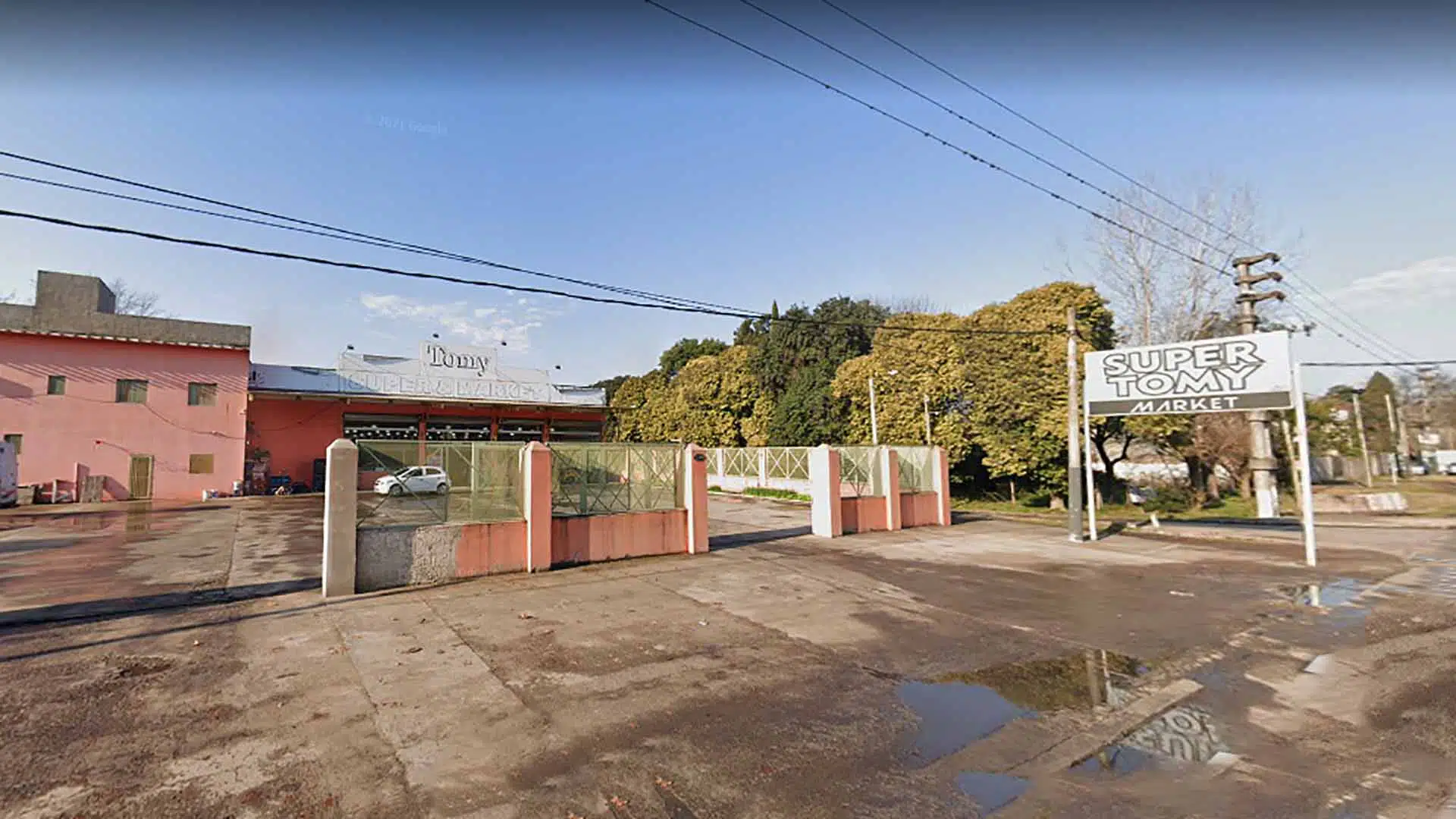 Supermercado chino baleado