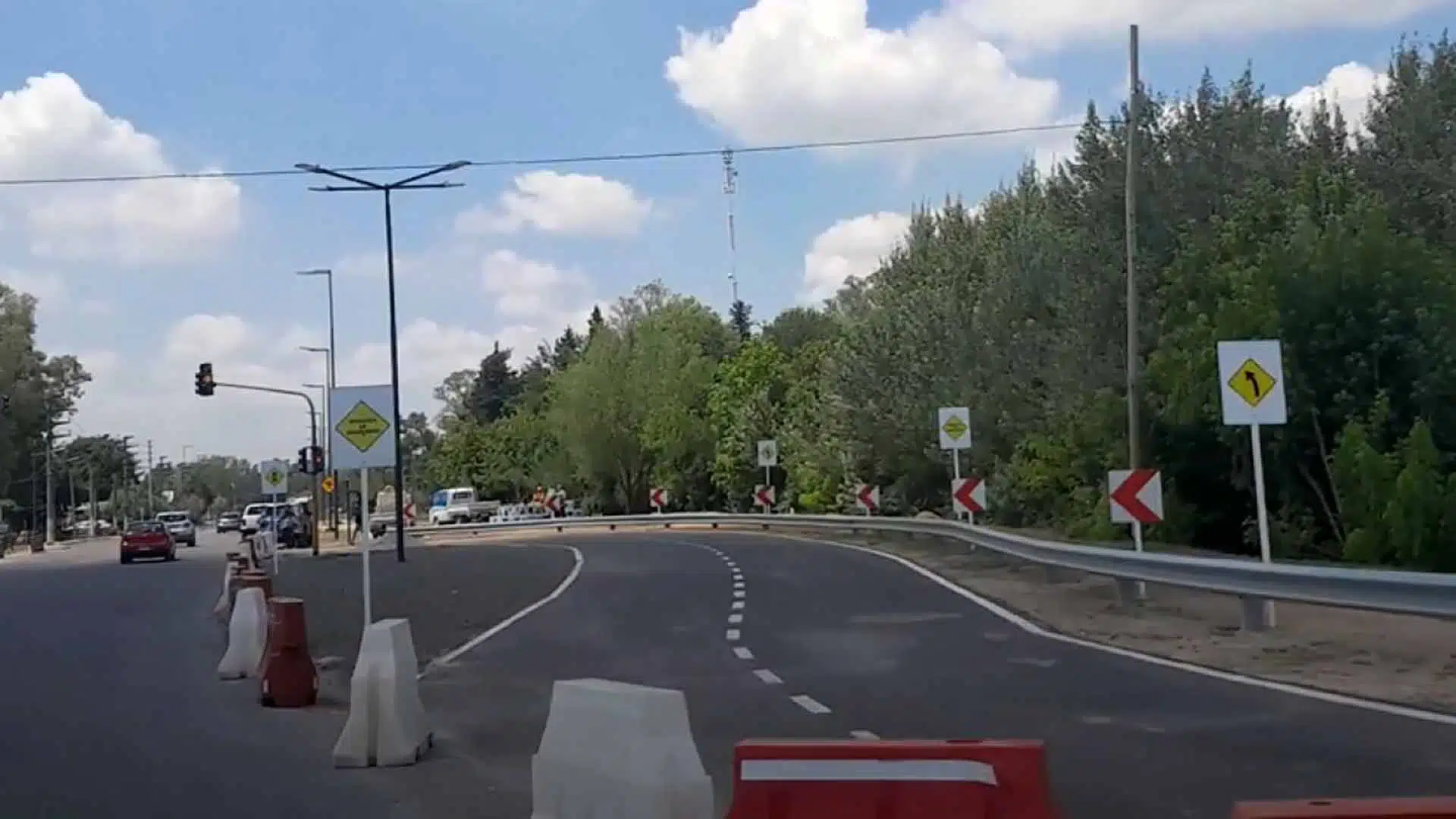 Semáforo Ruta 8 Pinazo
