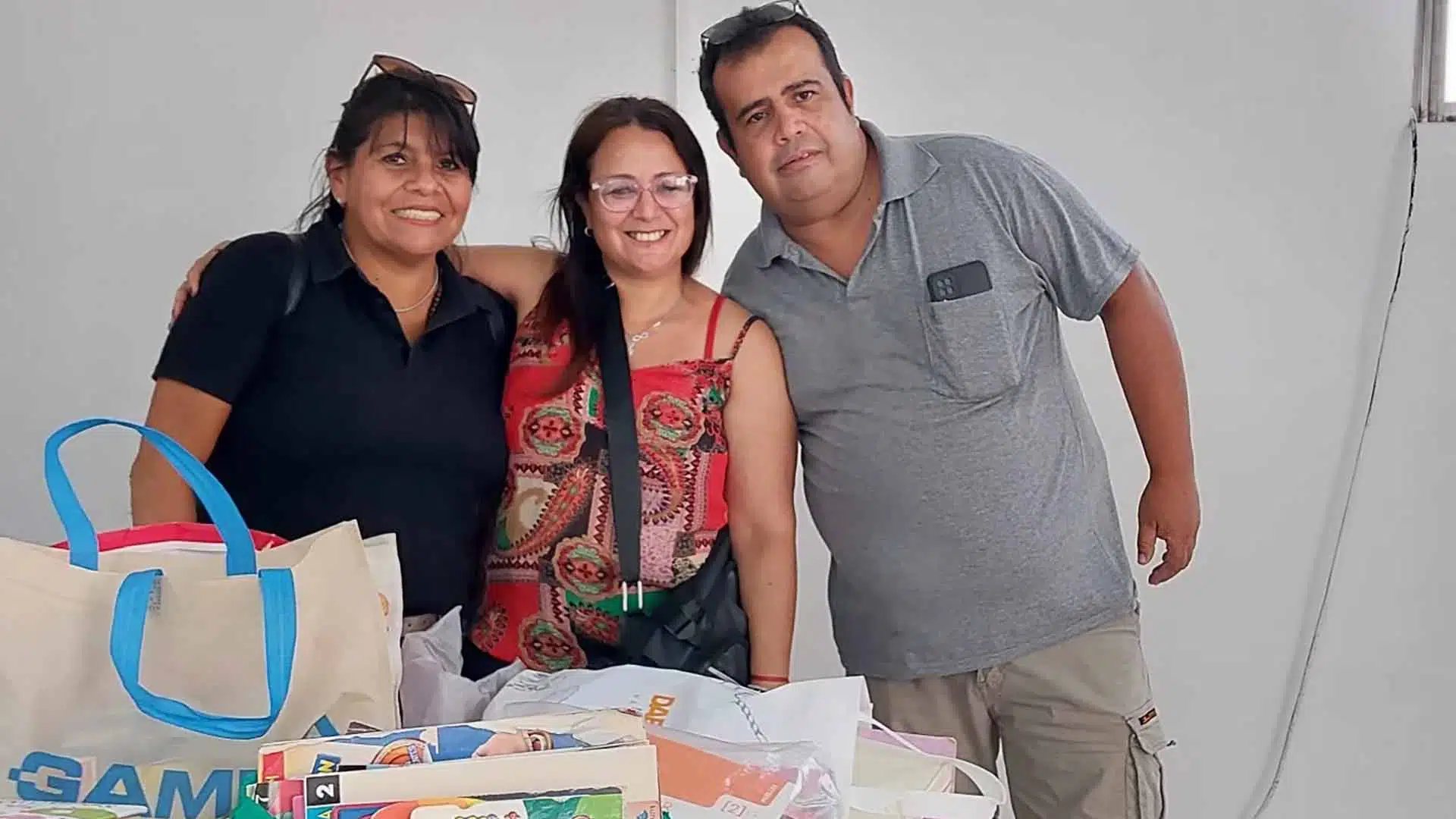 Donación libros Hospital Falcón