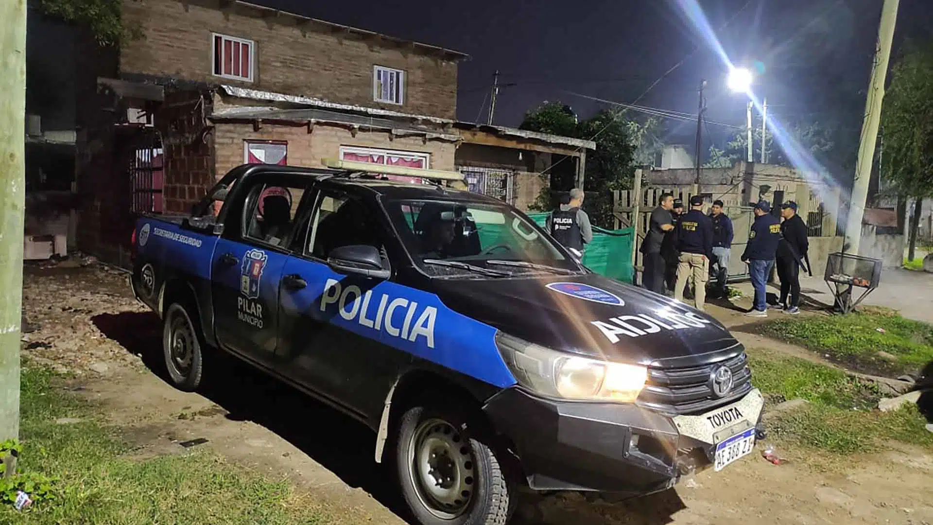 Golpeó a la pareja de su ex