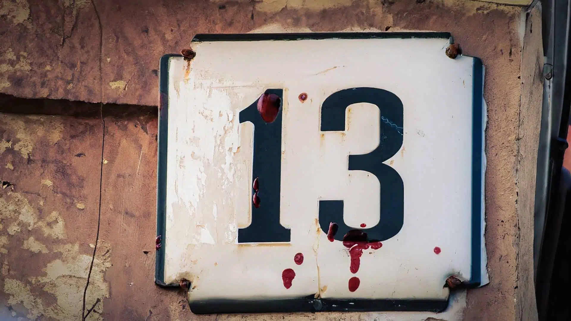 Martes 13