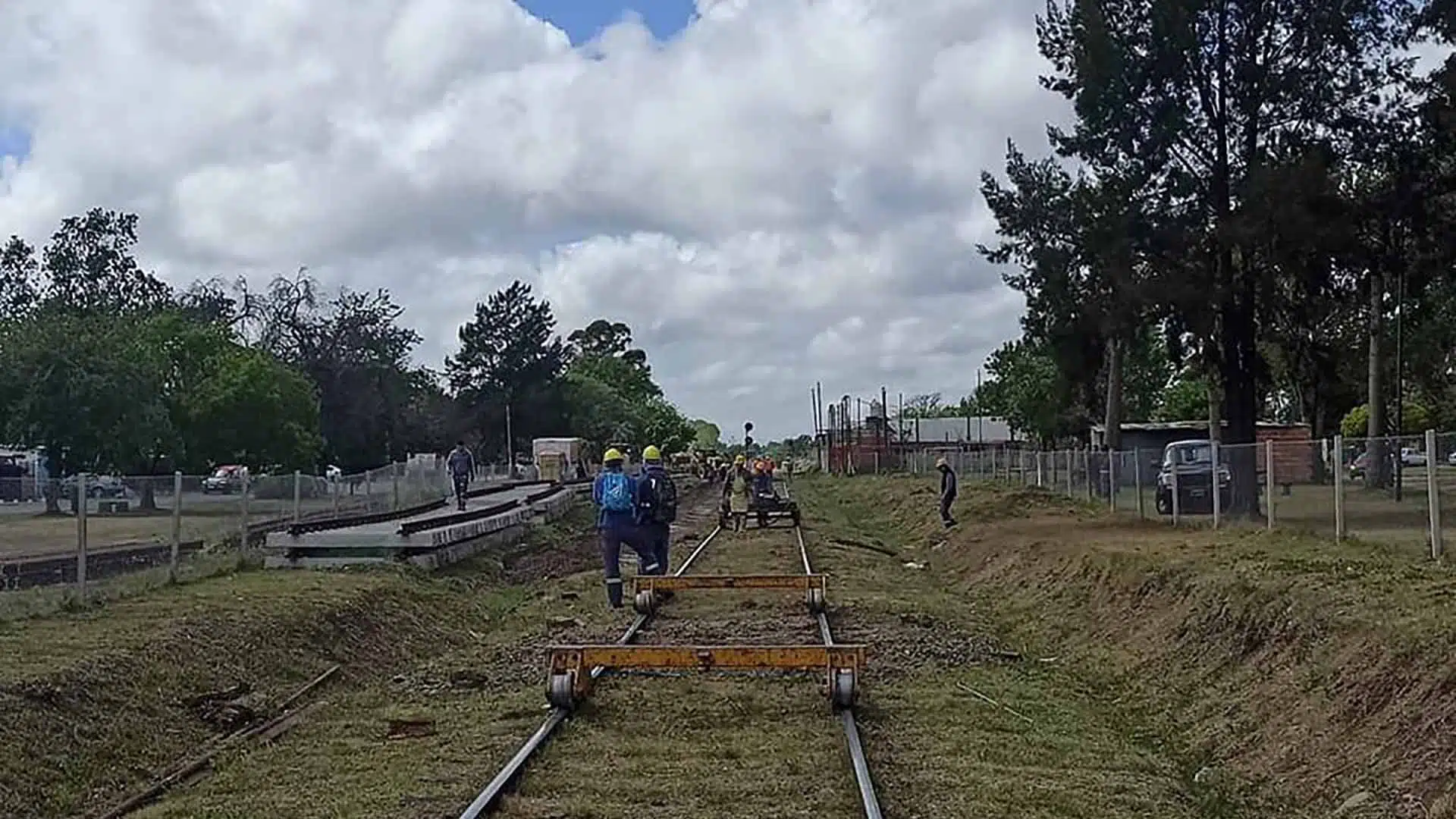 Tren Mitre