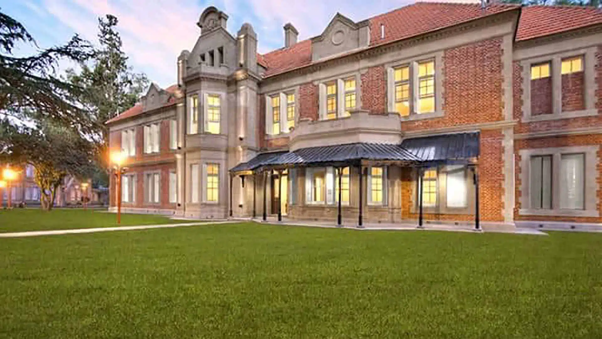 Universidad de Pilar
