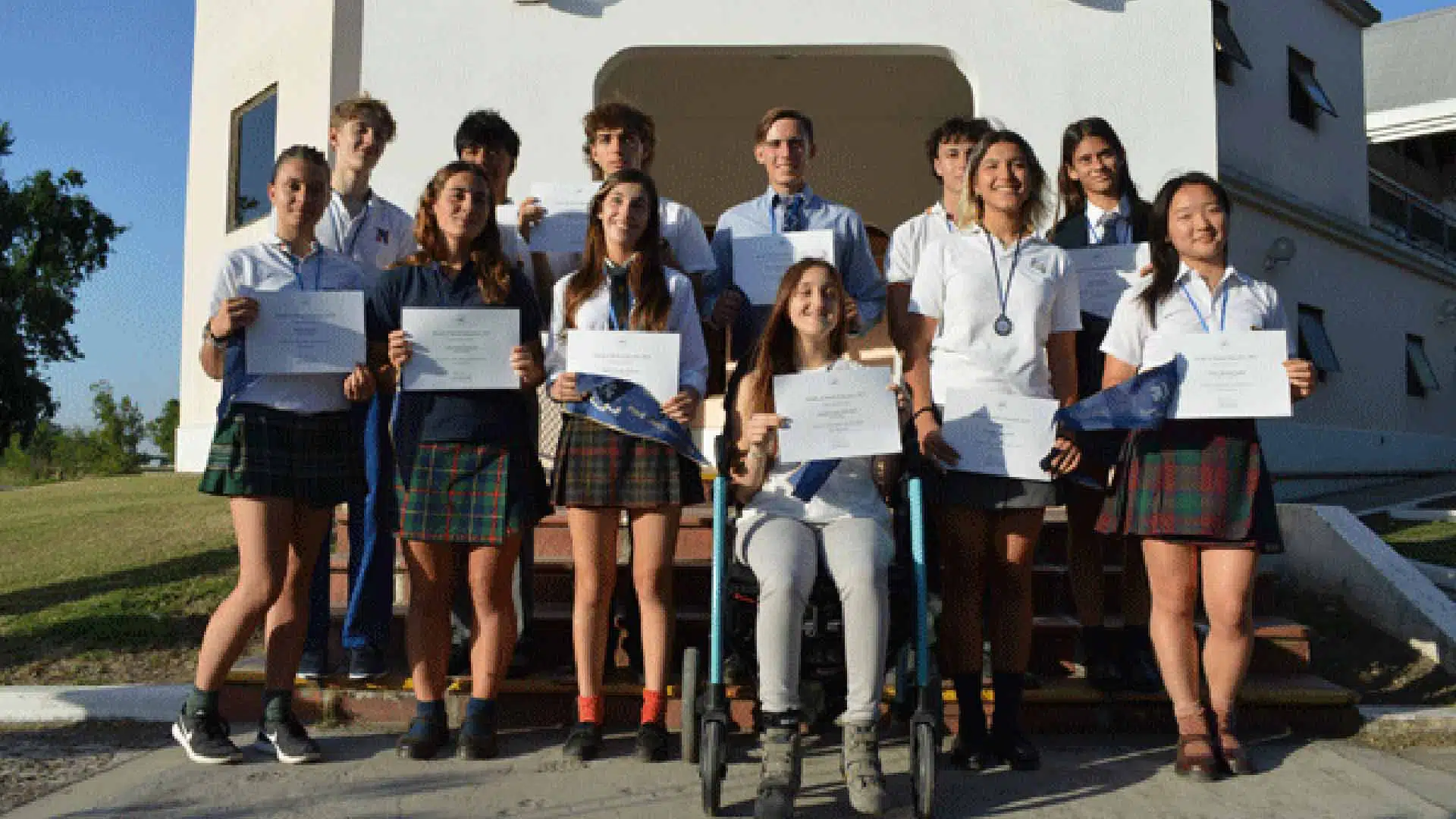 Premios al Mérito