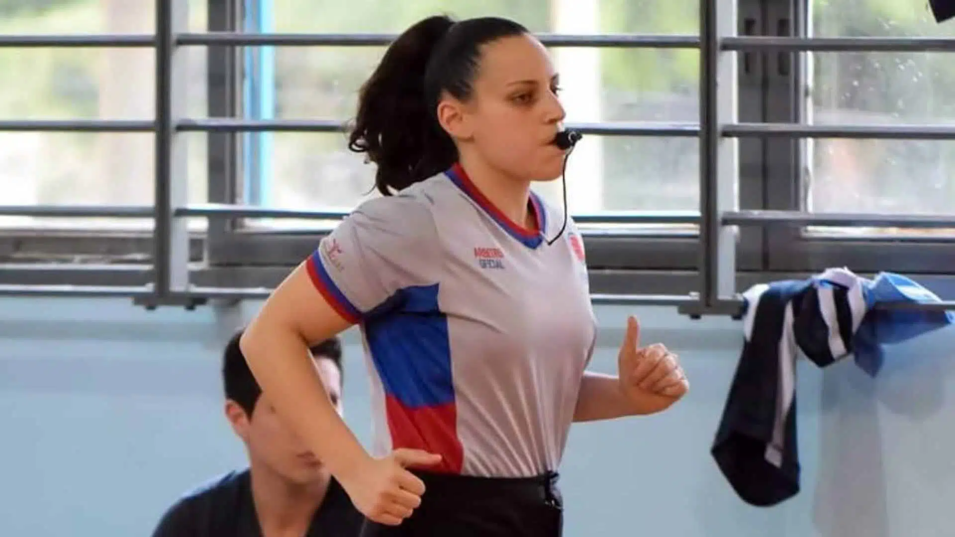 Arbitro hostigamiento