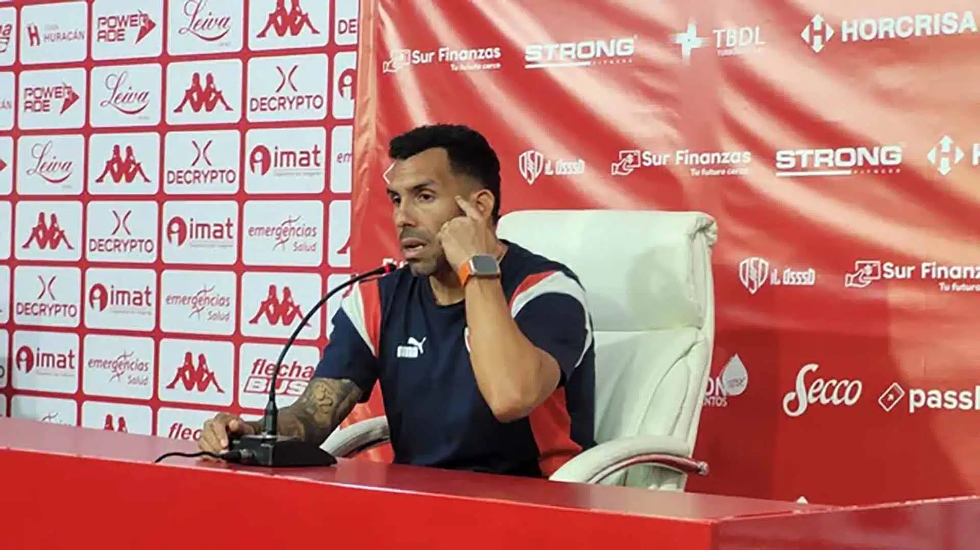 Carlos Tevez Pilar
