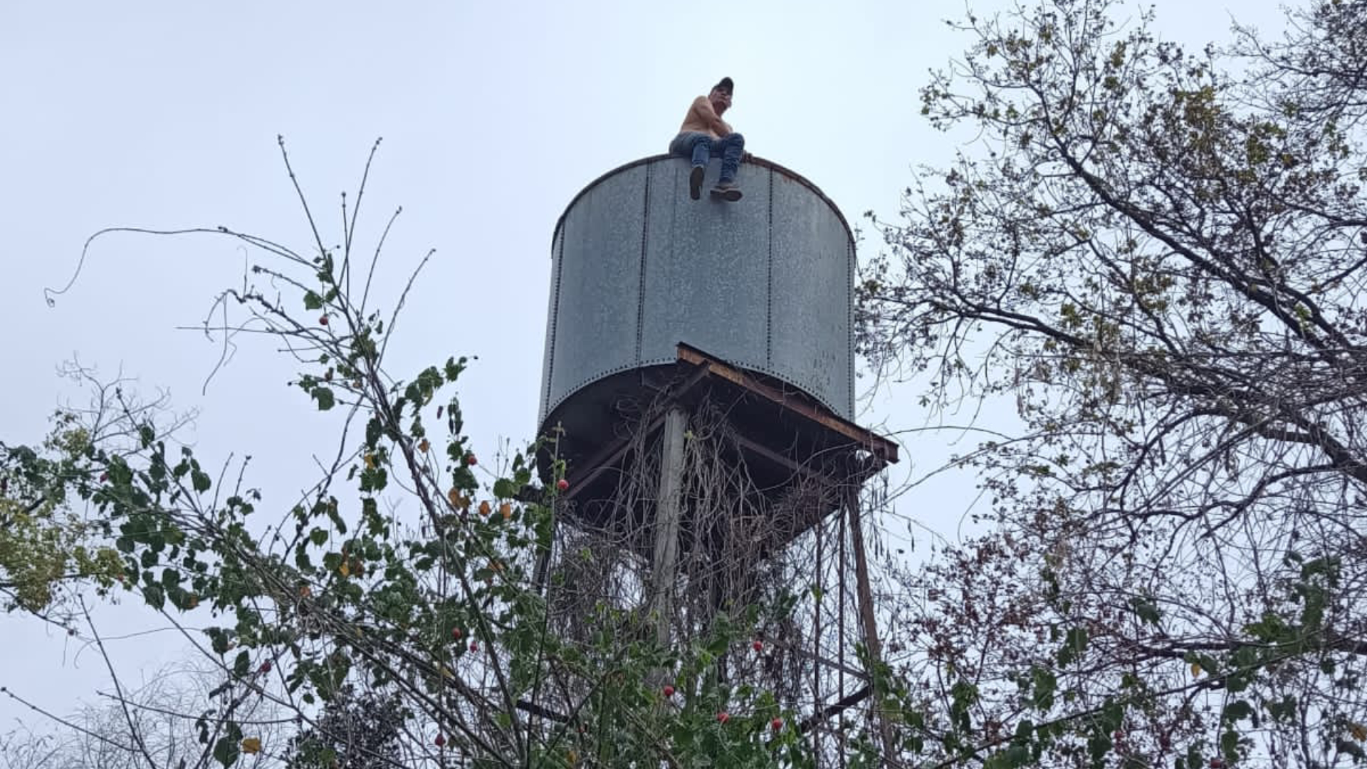 Suicida Manuel Alberti